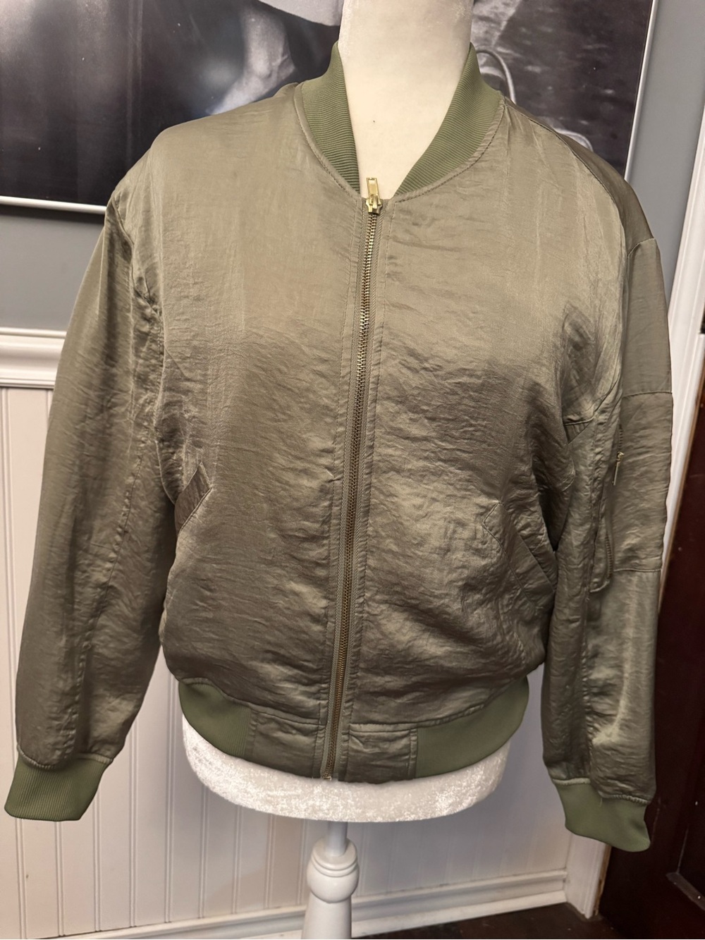 Love Tree Olive Green Satin Bomber Jacket Zip Up Utility Sleeve Pocket Size M